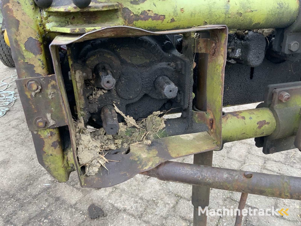 1976 Bergmannn K80 Potato harvester