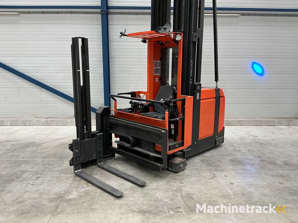 Toyota - 2013 - VCE120 - Schmalgang-Lkw