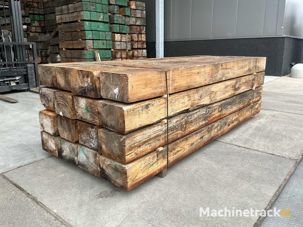 Radiata Kiefer 3000x300x200 Bauholz