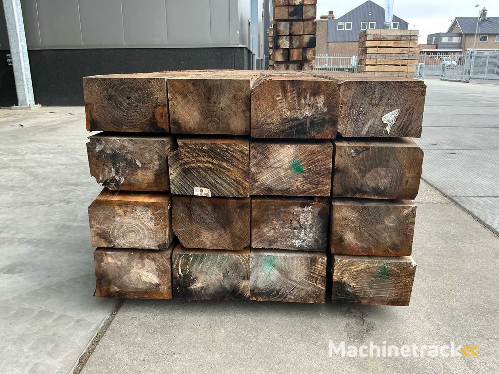 Radiata Kiefer 3000x300x200 Bauholz