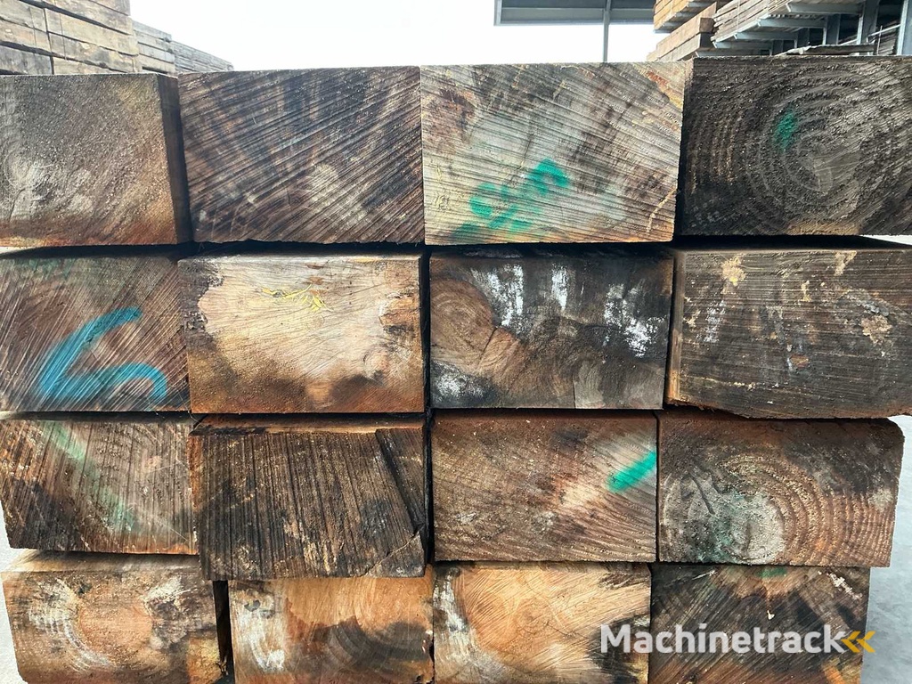 Radiata Kiefer 3000x300x200 Bauholz