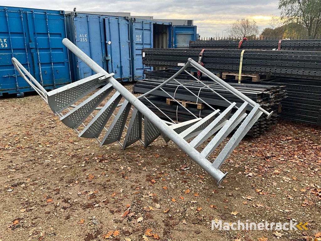 Industrielle verzinkte Wendeltreppe