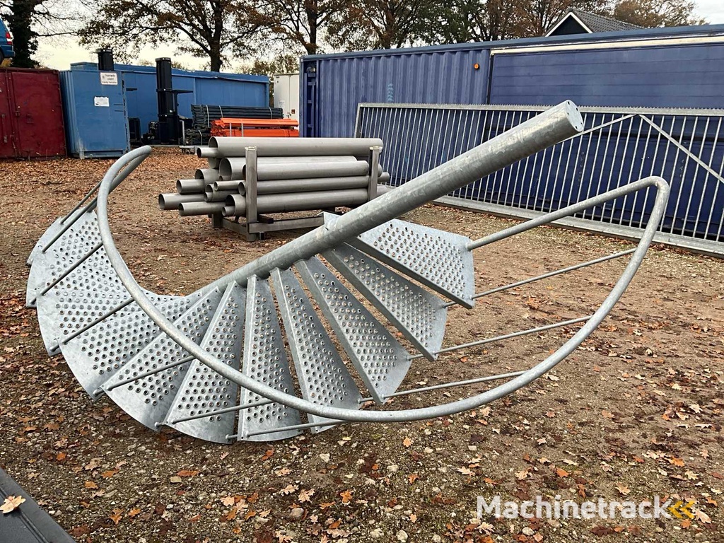 Industrielle verzinkte Wendeltreppe