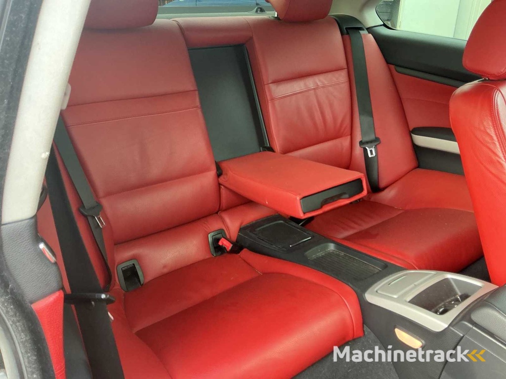 2010 - BMW - 3er Coupé - 320i Corp.Lease Exec - PKW