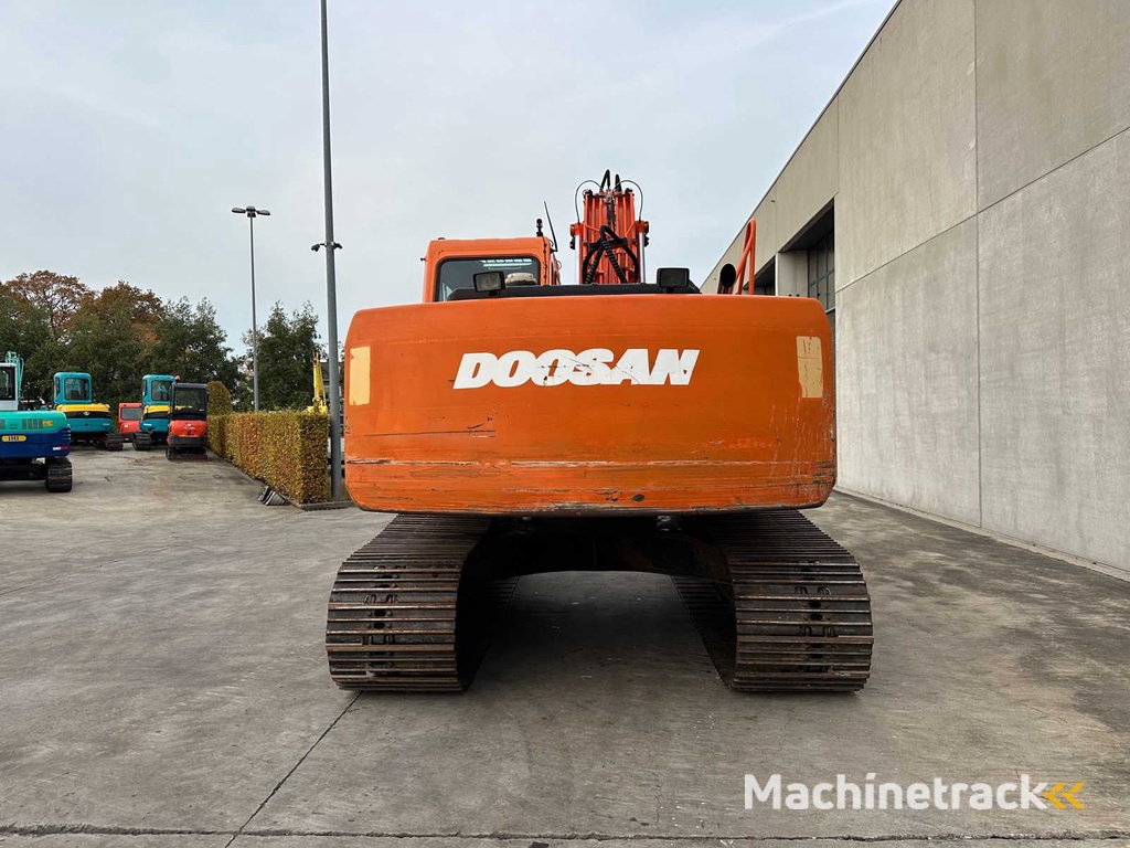 Doosan - 2005 - 175 LC-V - Rupsgraafmachine