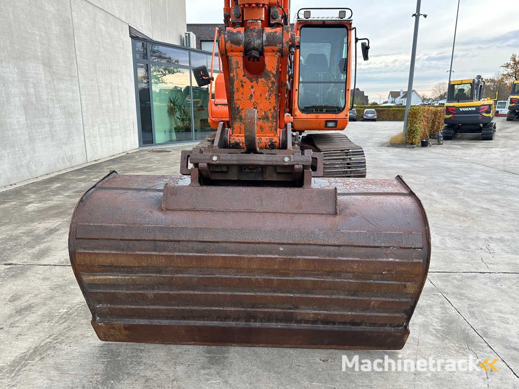 Doosan - 2005 - 175 LC-V - Rupsgraafmachine