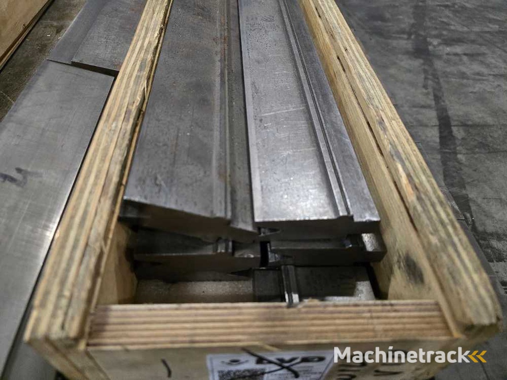 Wila - V10 30 degrees - Various parts, tools and accessories