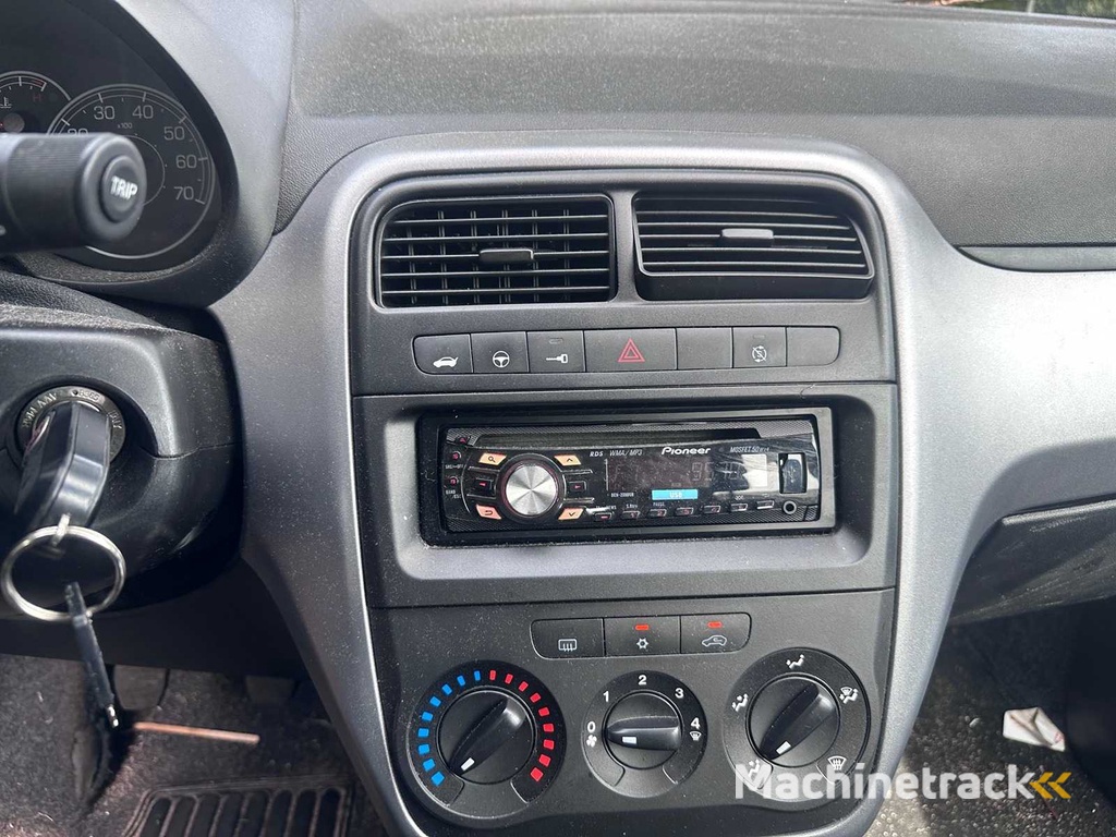 Fiat - Grande Punto - 1.3 M-Jet Aktuell - 55-NST-7