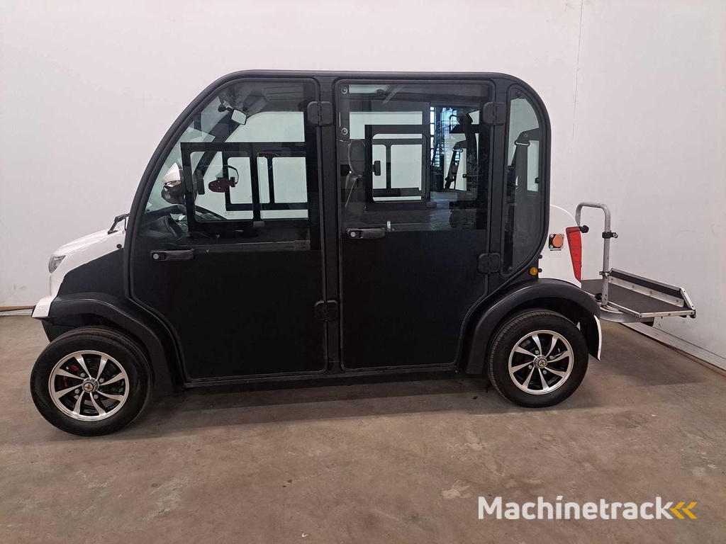 202l Italcar L4S elektrische Bedrijfswagen