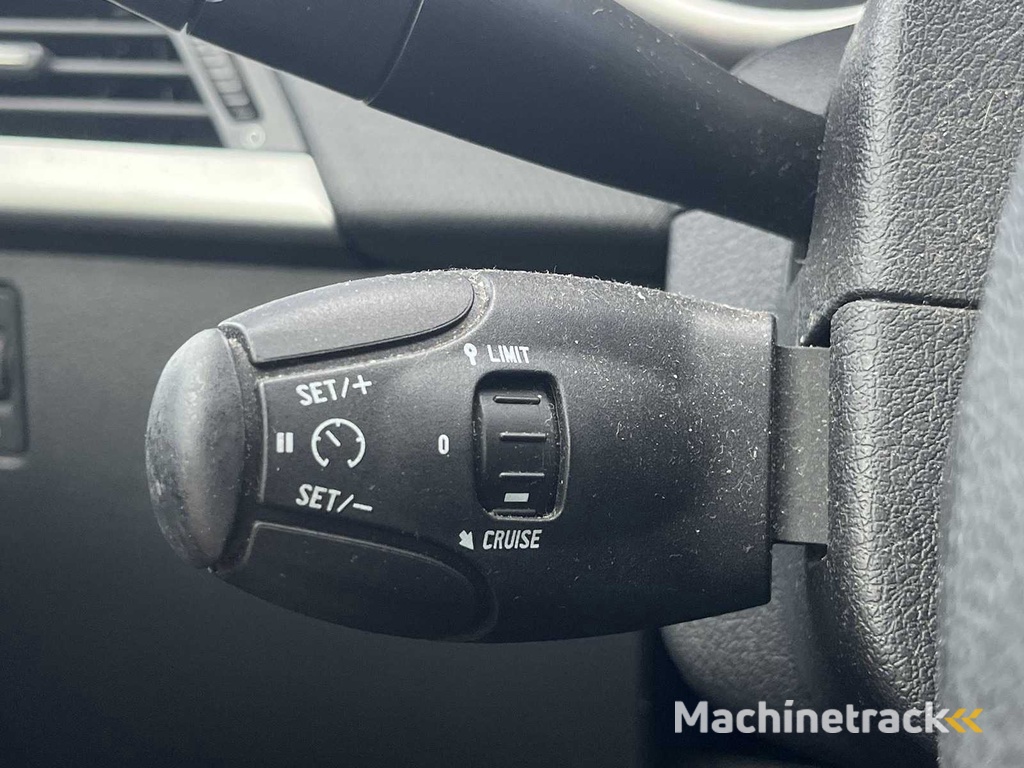 Peugeot 207 1.4 VTi Cool 'n Blue 2008 | 87-ZH-HV