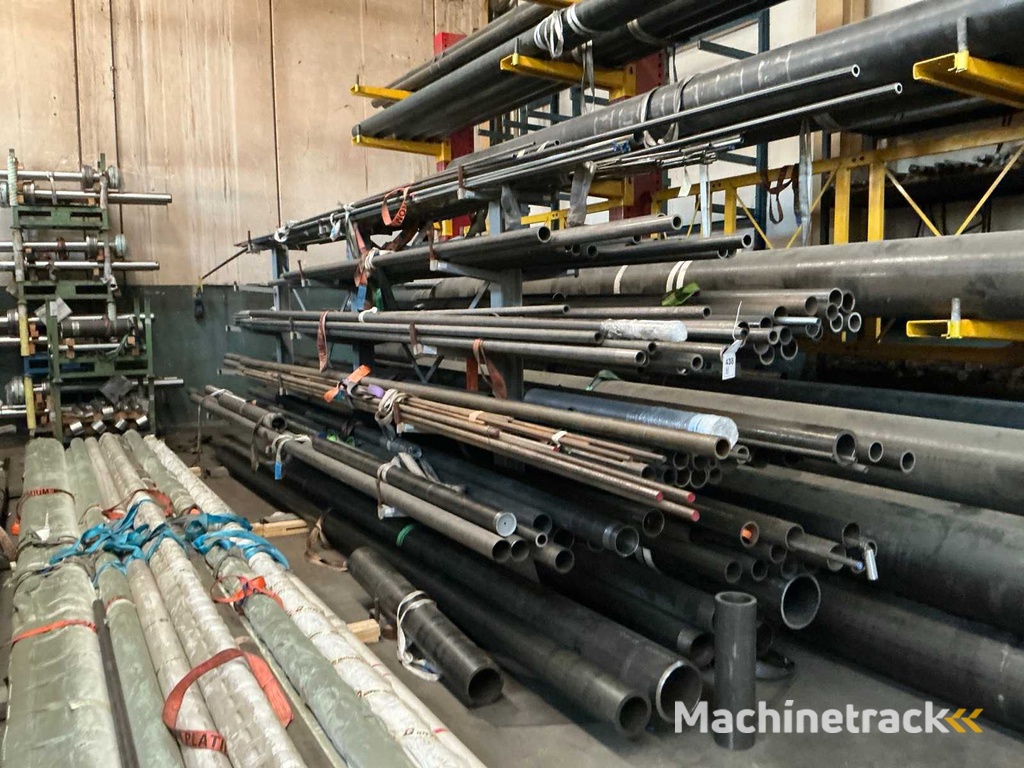 Rohmaterial und Halbzeuge