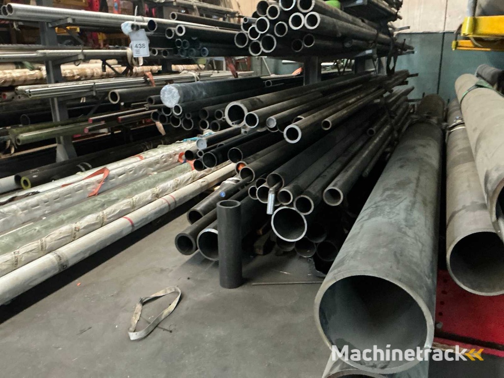 Rohmaterial und Halbzeuge