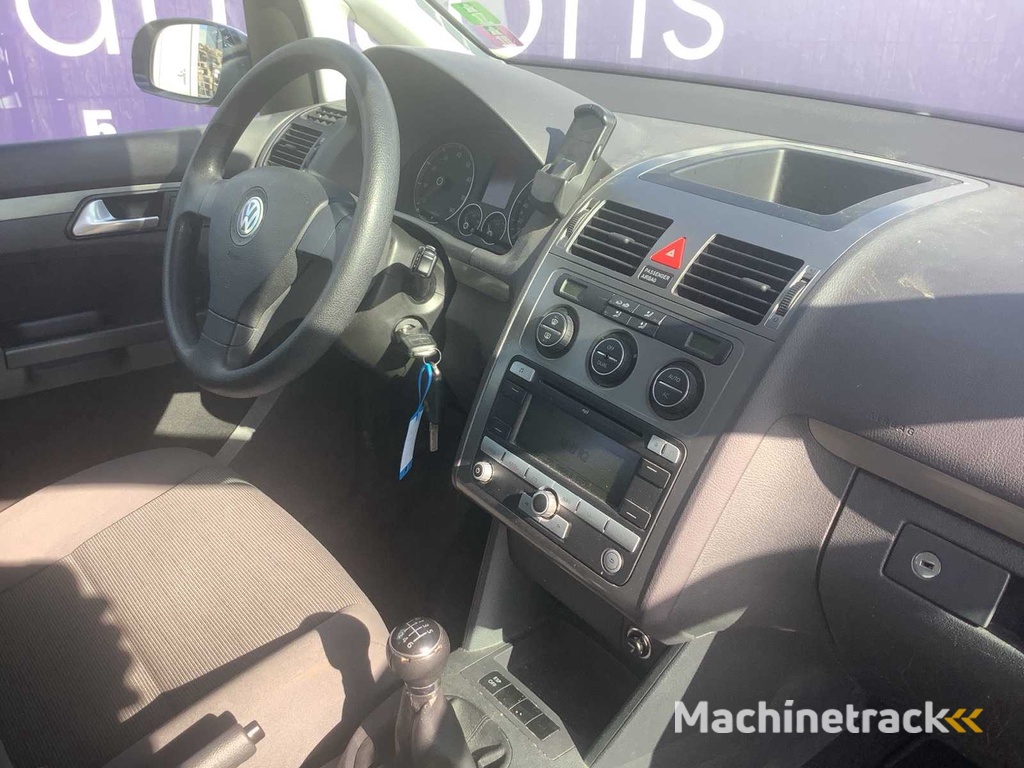 2009 - Volkswagen - Touran - 1.4 TSI Trendline - Pkw