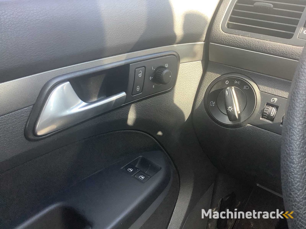 2009 - Volkswagen - Touran - 1.4 TSI Trendline - Pkw