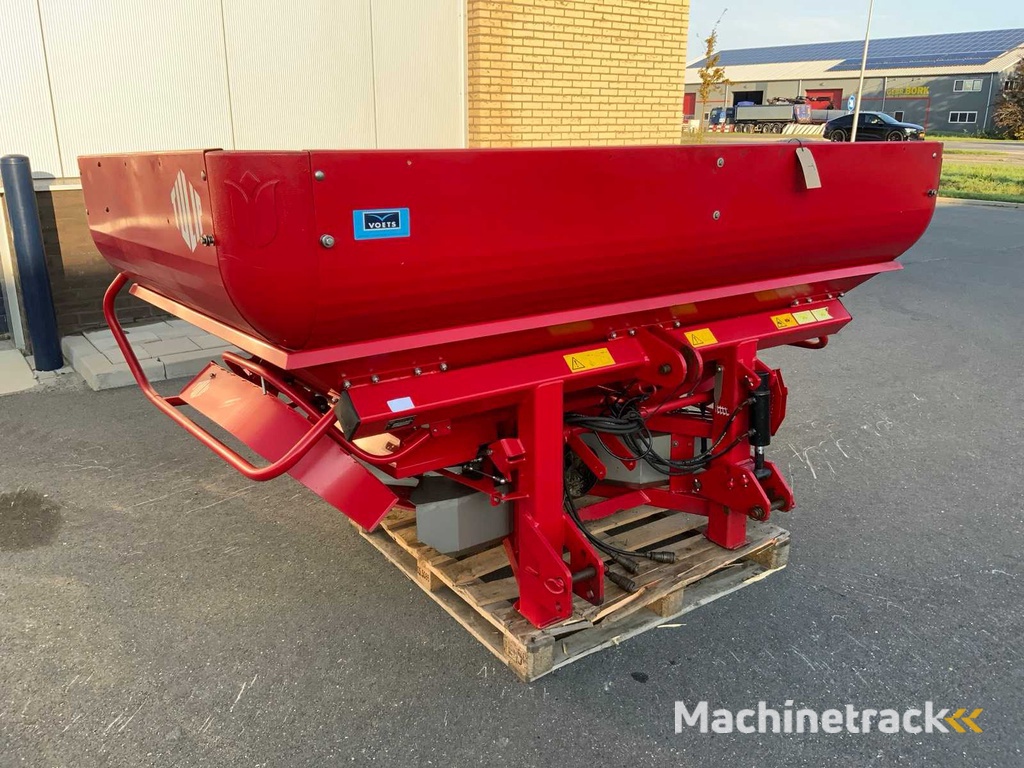 2011 Tulip SX 4000 Fertilizer Spreader