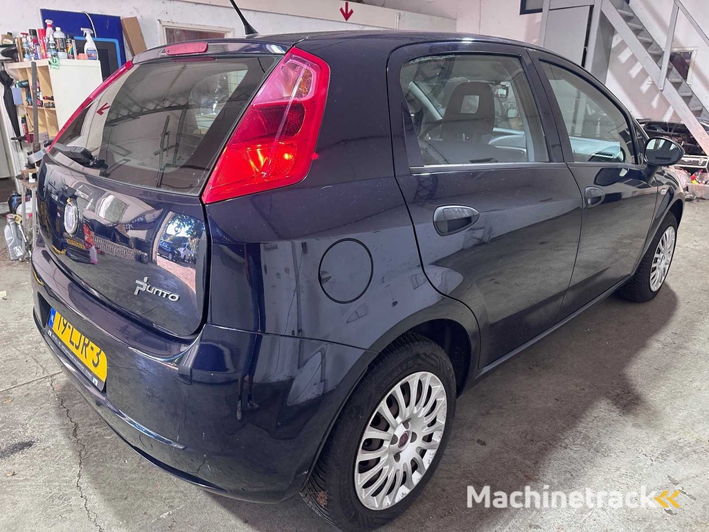 Fiat - Grande Punto - 1.2 Aktuell - 19-LJR-3