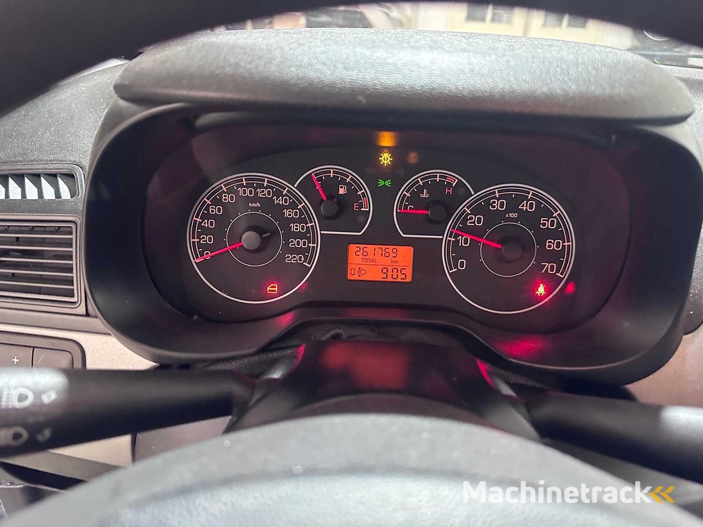 Fiat - Grande Punto - 1.2 Aktuell - 19-LJR-3