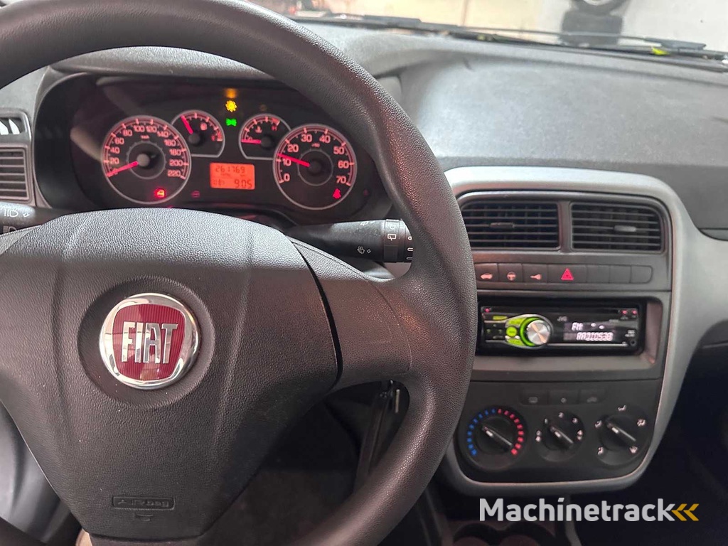 Fiat - Grande Punto - 1.2 Aktuell - 19-LJR-3