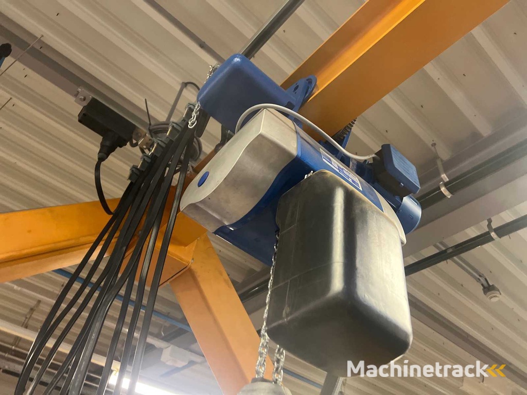 ELMEC Vrijstaande portaalkraan met elektrische kettingtakel