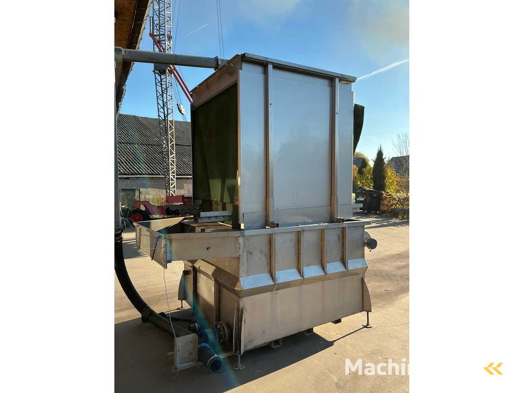 Cherry Cooler Water Dumper