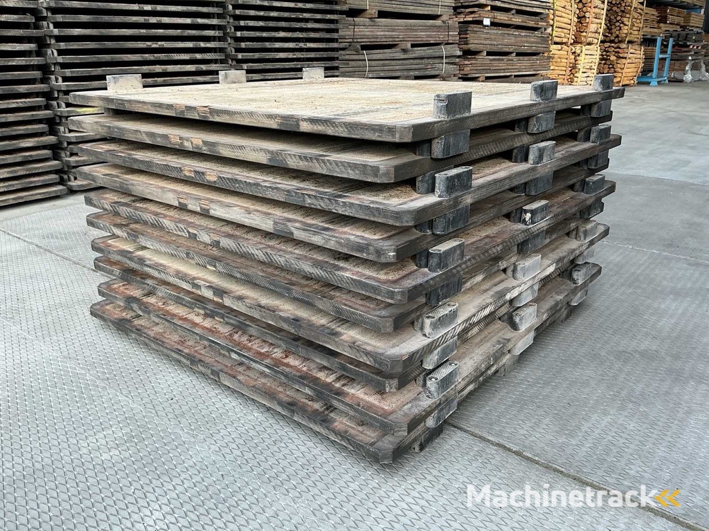 Ultrahartes Sperrholz 1450x1450x40 Bauholz