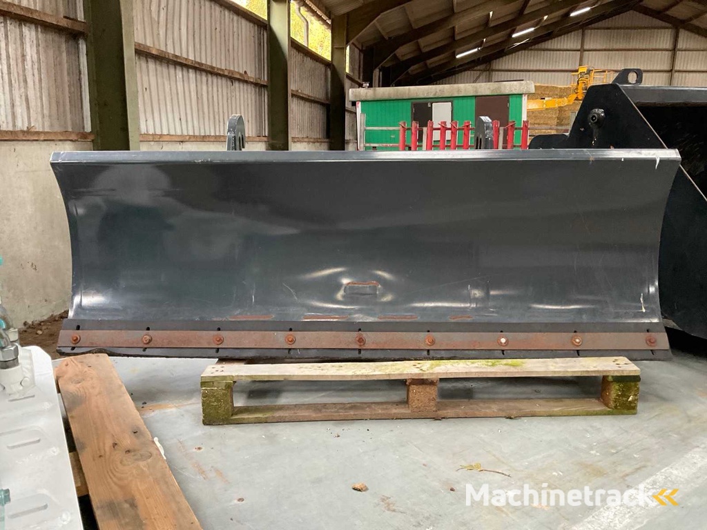 2019 Schäffer S+P Feed Scraper / Snow Scraper (Schäffer)