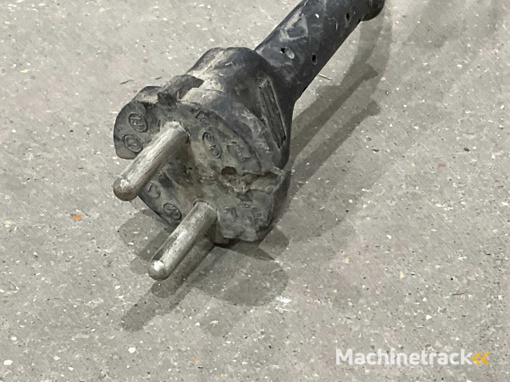 Lievers - Beton trilnaald