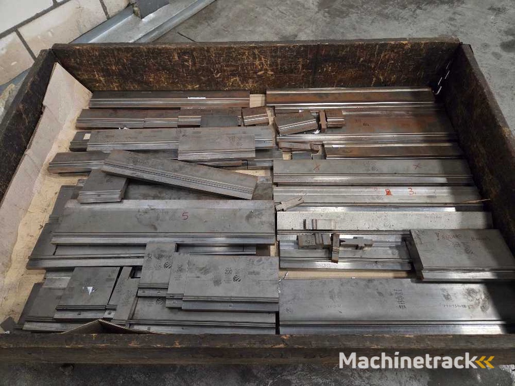 Press brake - Various parts, tools and accessories