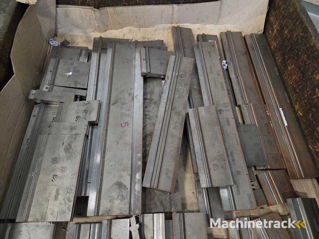Press brake - Various parts, tools and accessories