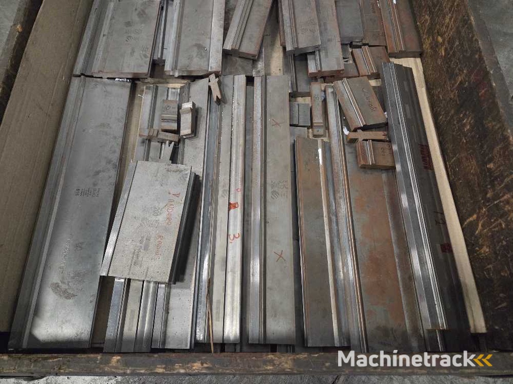 Press brake - Various parts, tools and accessories
