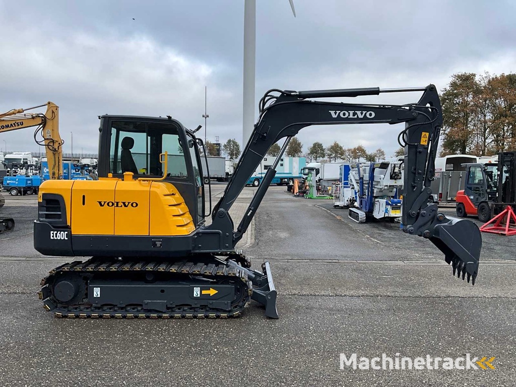 2011 Volvo EC60C Midigraafmachine