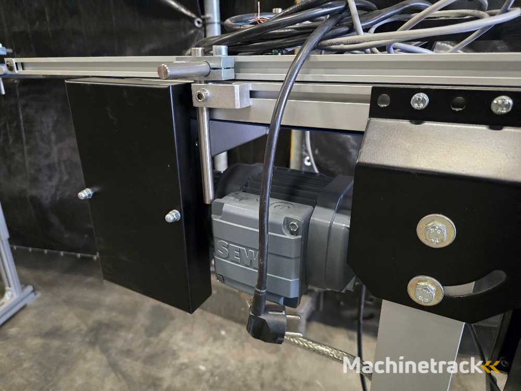 MK Products - 2023 - GUF P mimi AC 2000 150 - Rollenbahn