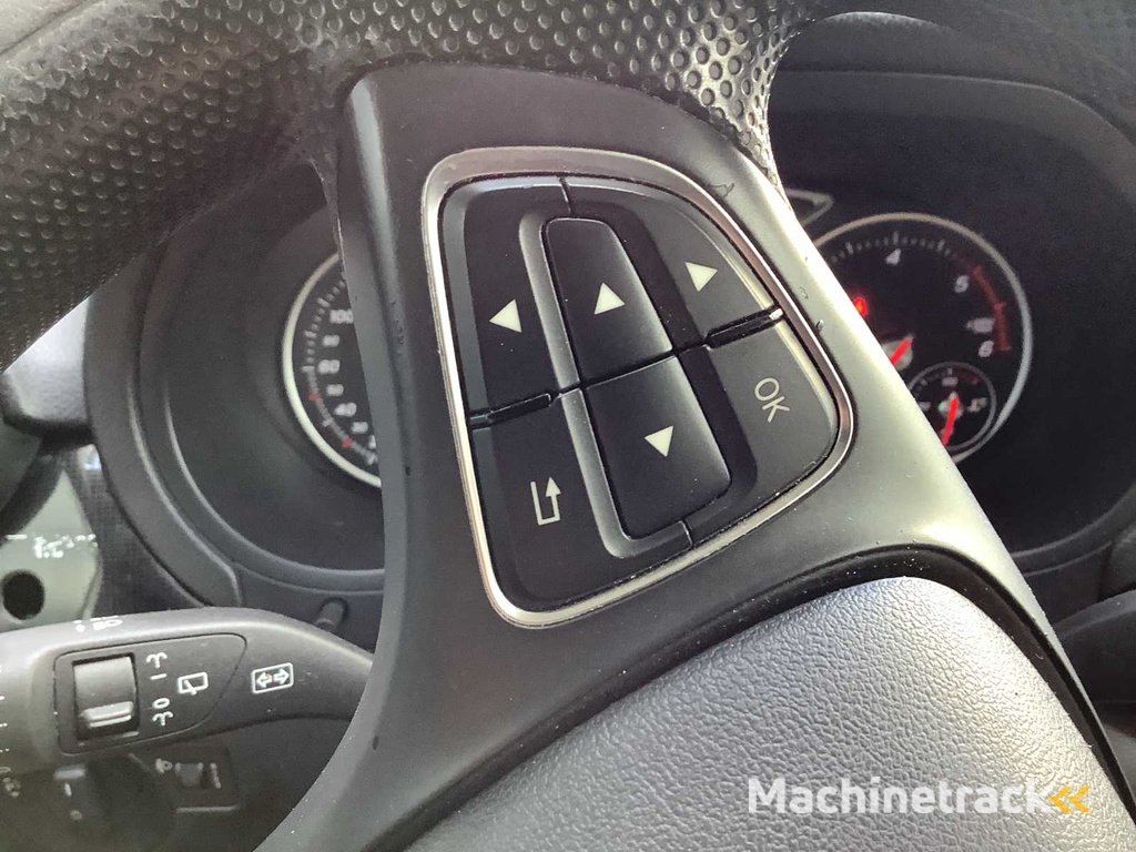 2018 - Mercedes-Benz - B-Klasse - 220 d Ambition - Pkw