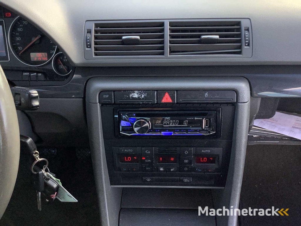 2001 - Audi - A4 Limousine - 2.0 Exclusive - Pkw