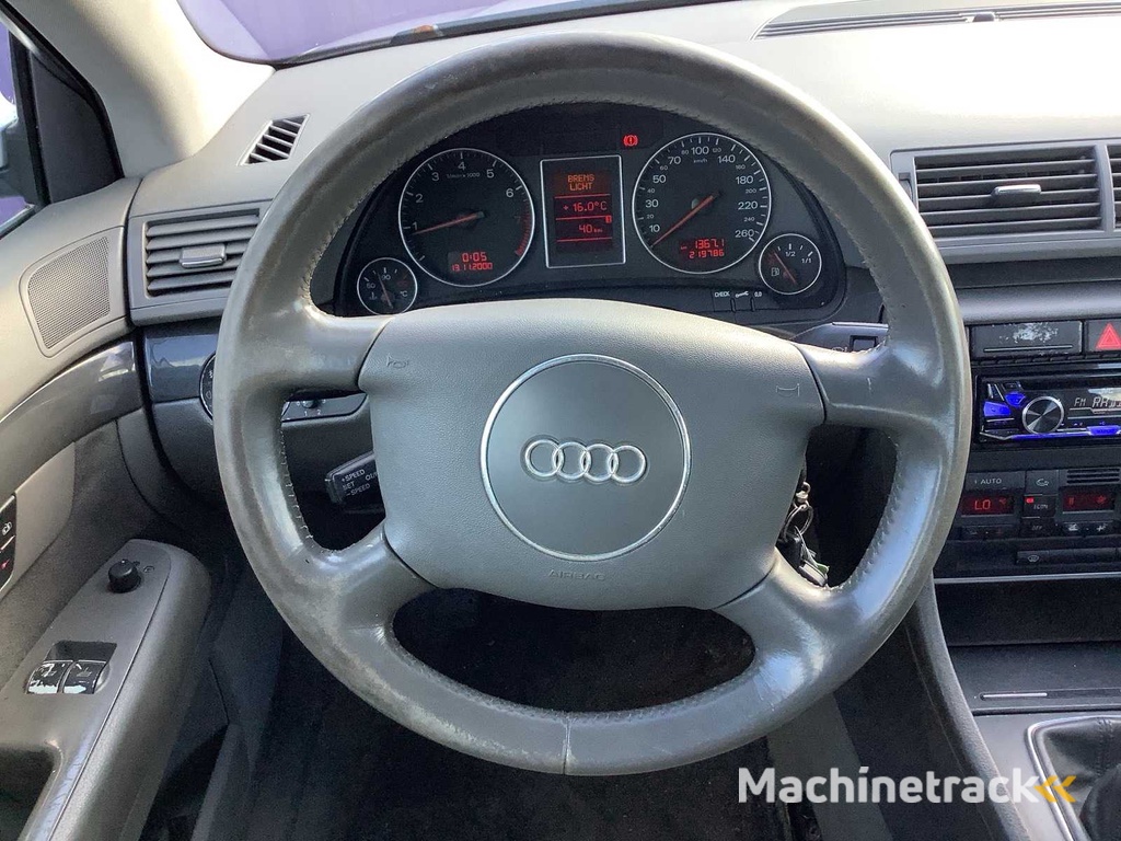 2001 - Audi - A4 Limousine - 2.0 Exclusive - Pkw