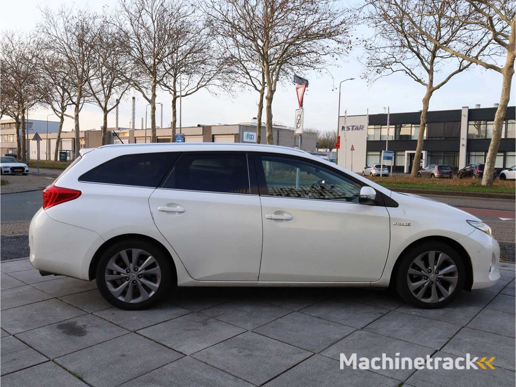 Toyota Auris Touring Sports 1.8 Hybrid Lease Pro Automatik 2013, 8-KTK-70