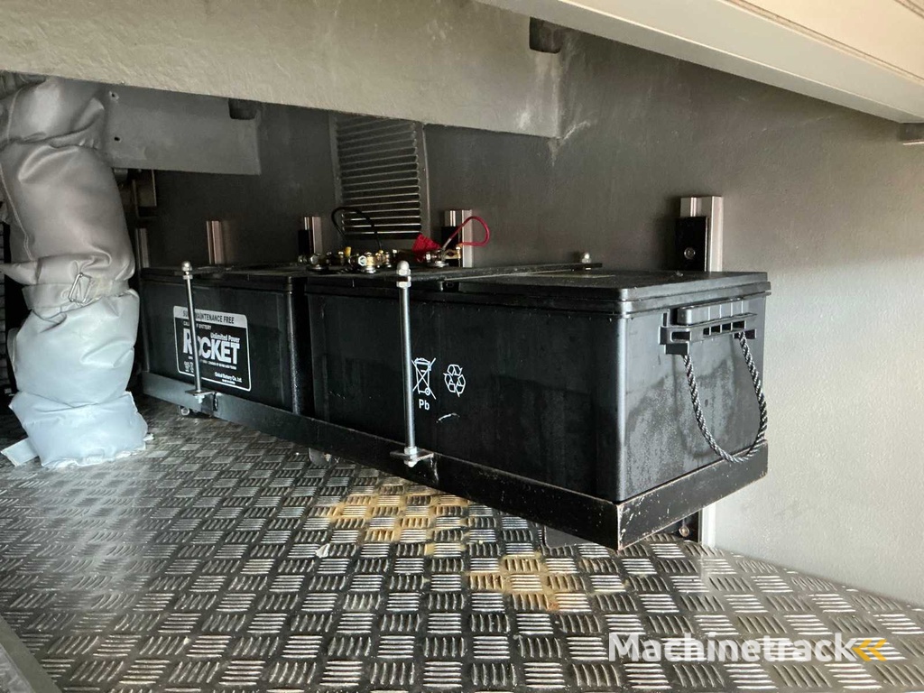 2012 FIRE TECHNICS Water opslagcontainer