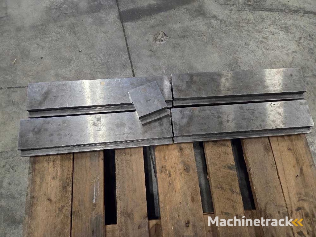 Trumpf - press brake - Various parts, tools and accessories