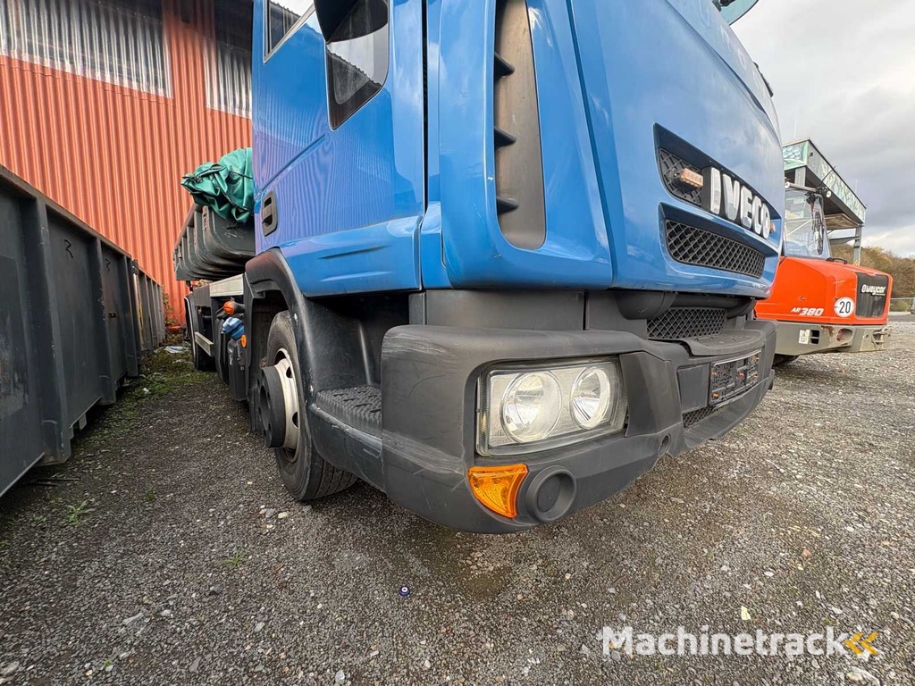 IVECO Cargo haakarm uit 2015 – incl. 3 containers