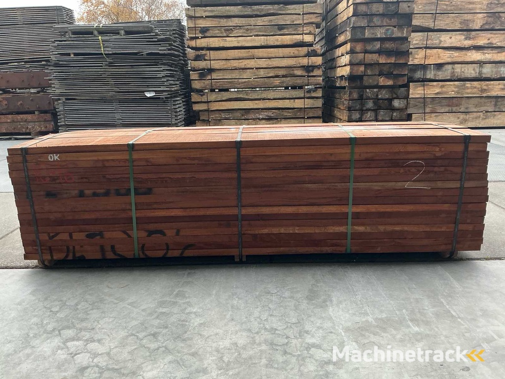 Khaya Mahoni Bouwhout