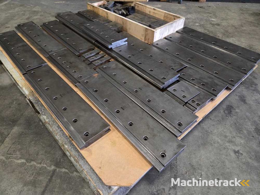 Trumpf - press brake - Various parts, tools and accessories