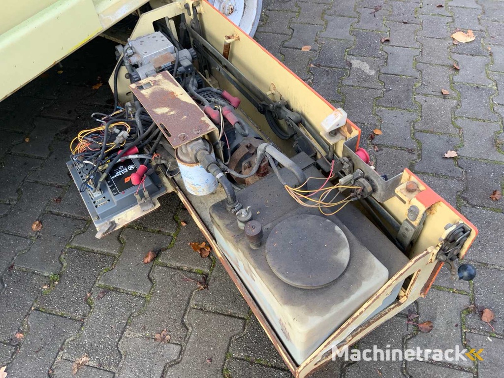 2001 JLG 3246-E2 Schaarhoogwerker