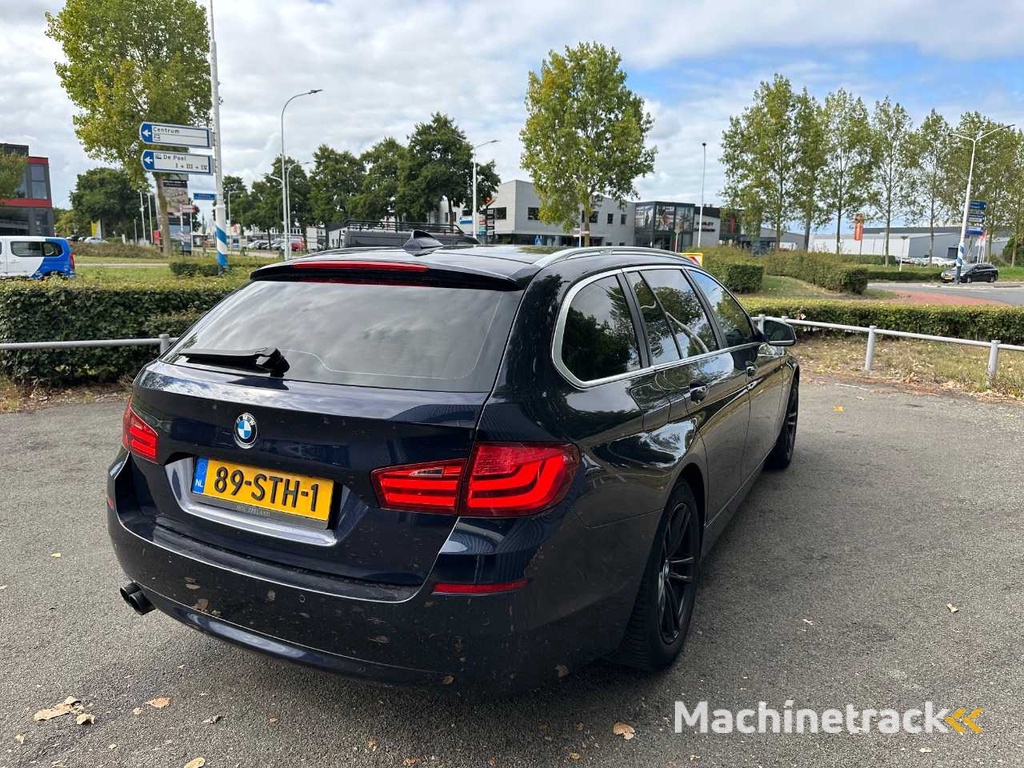 BMW - 5er Touring - 520i High Executive - PKW - 2011