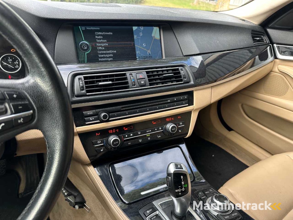 BMW - 5er Touring - 520i High Executive - PKW - 2011