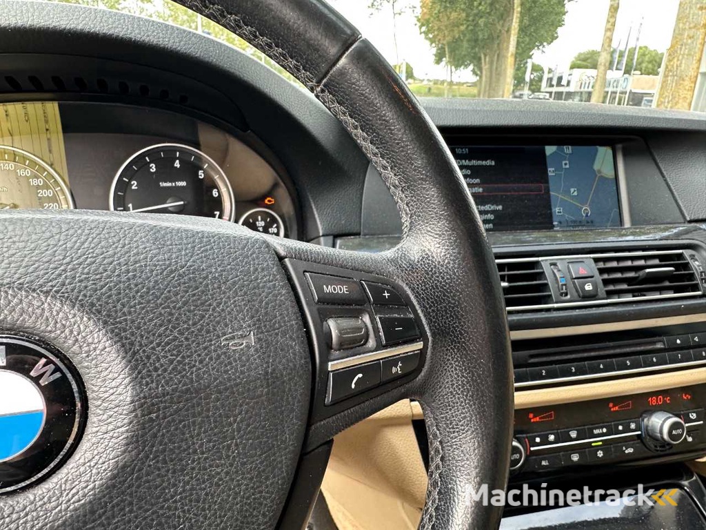 BMW - 5er Touring - 520i High Executive - PKW - 2011