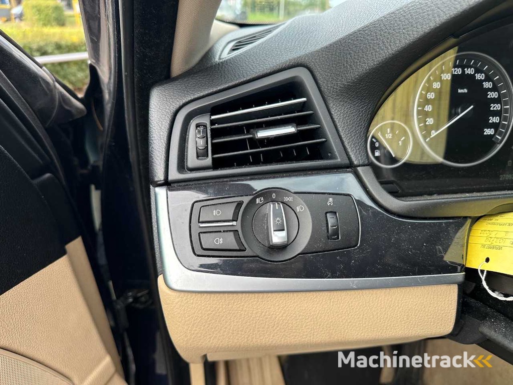 BMW - 5er Touring - 520i High Executive - PKW - 2011