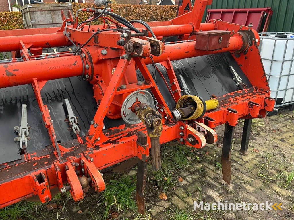 2005 FarmaX Rapide 300 Sprayer