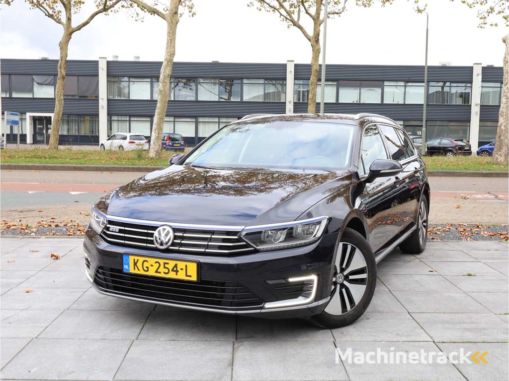 Volkswagen Passat Variant 1.4 TSI GTE Automatik 2016, KG-254-L