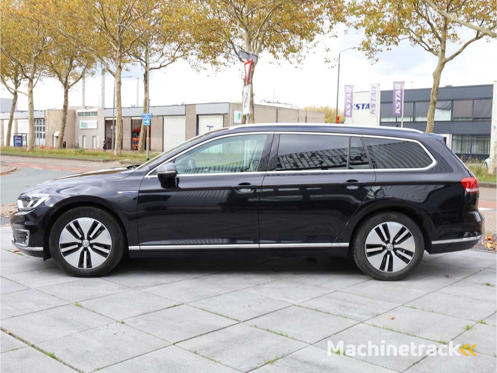 Volkswagen Passat Variant 1.4 TSI GTE Automatik 2016, KG-254-L