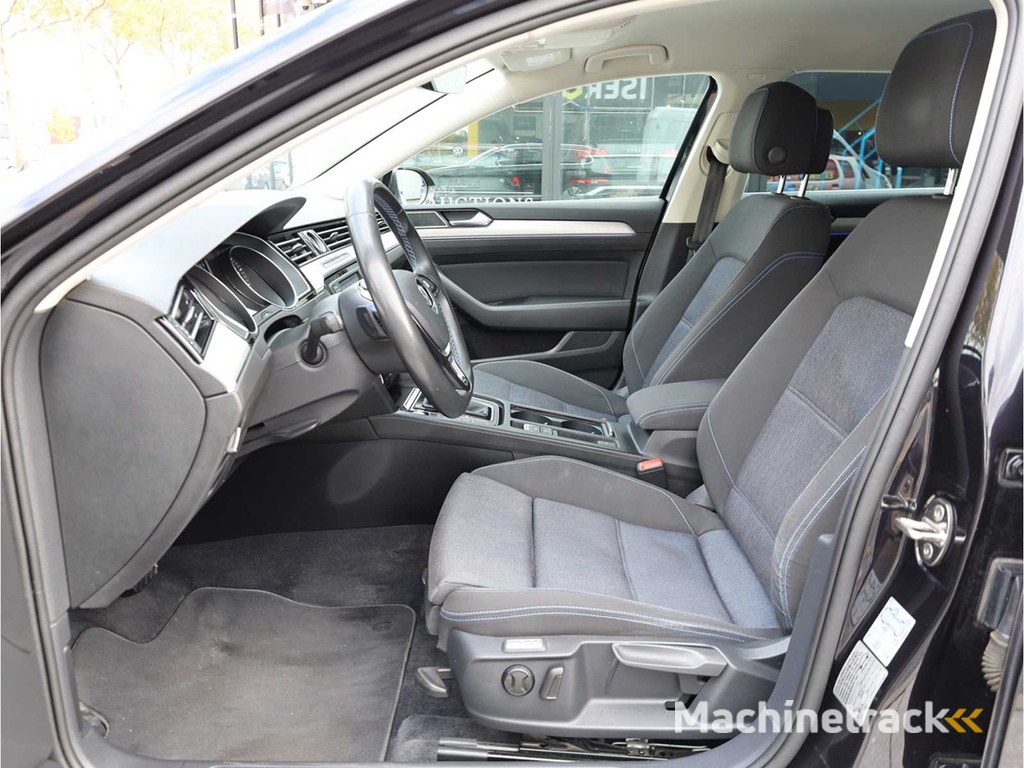 Volkswagen Passat Variant 1.4 TSI GTE Automatik 2016, KG-254-L